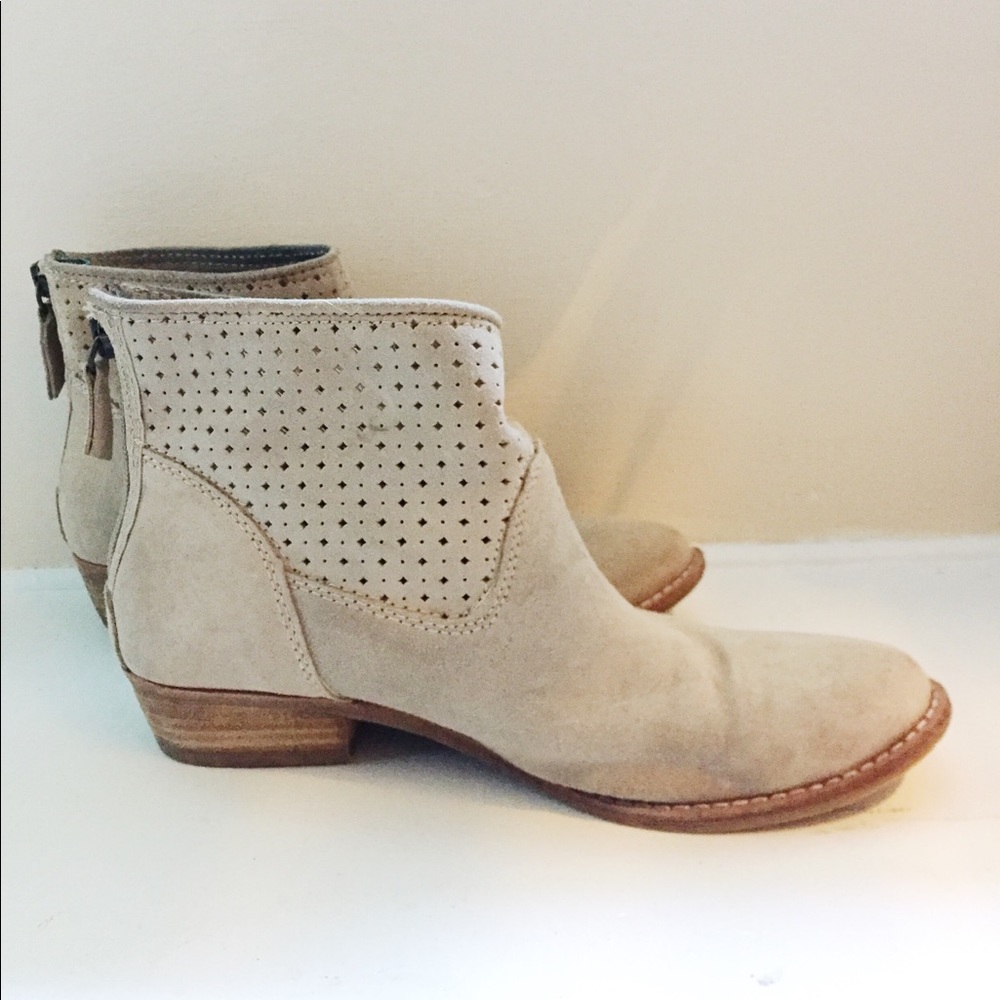 Dolce vita booties